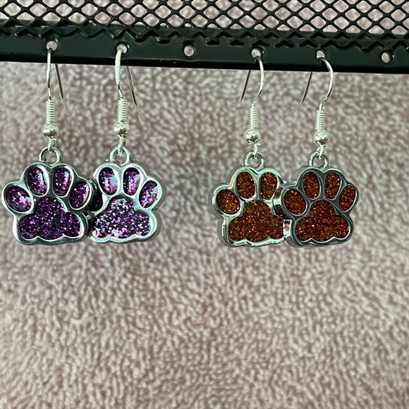 Glitter Paw Print Earrings - Picture 3 of 5